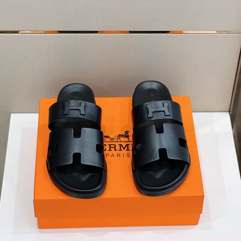 H**mes slippers